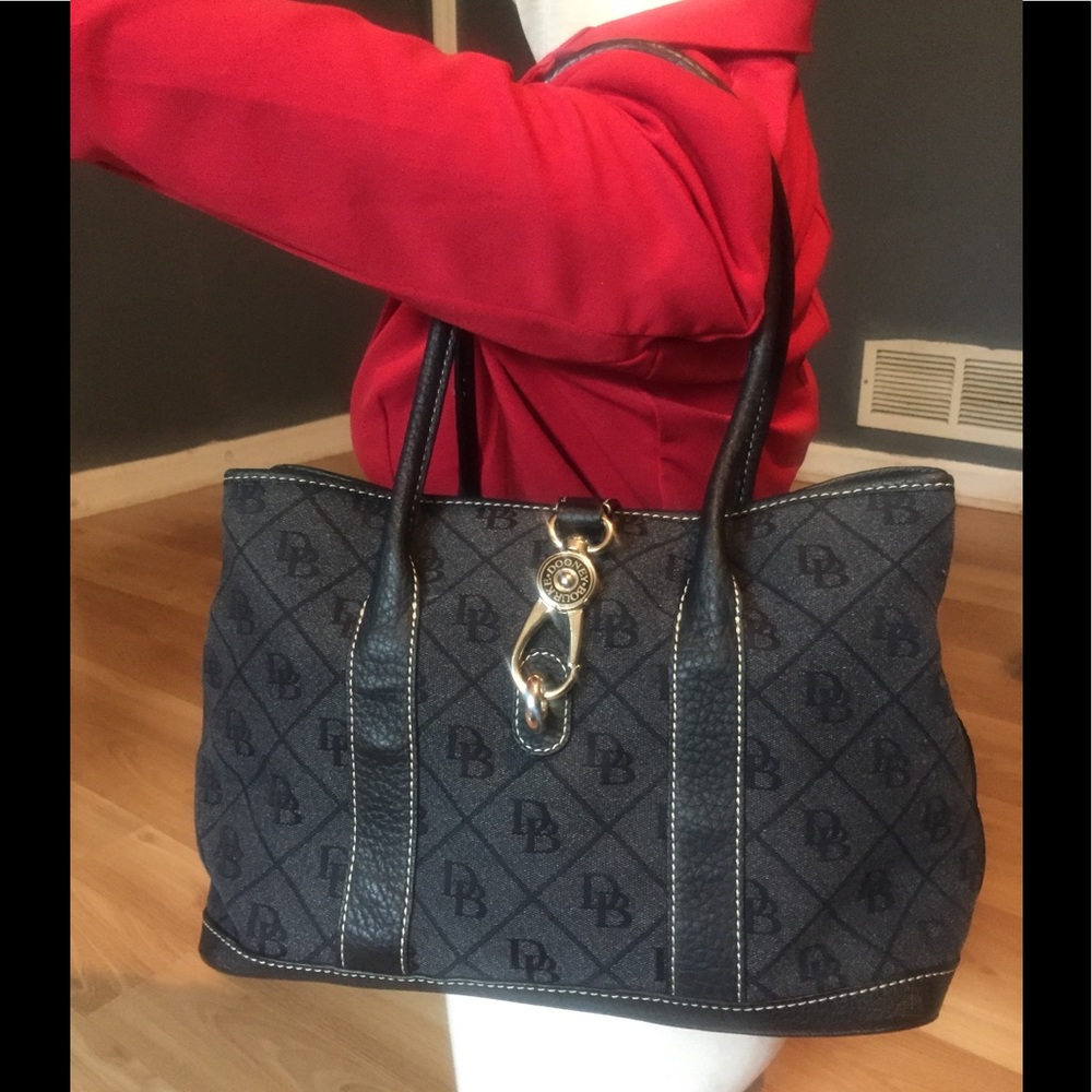 Dooney and Bourke Bag